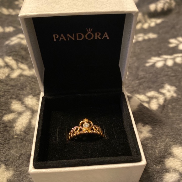 Pandora Rose Gold Princess Ring - Picture 4 of 4